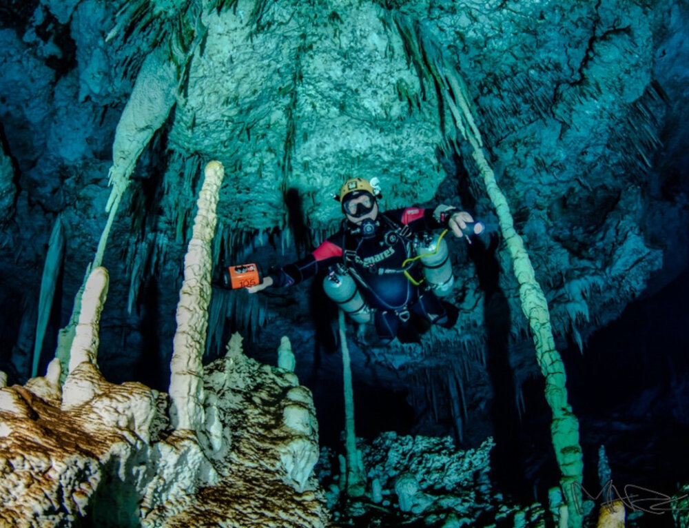 Guided Cave Diving Pluto Dive